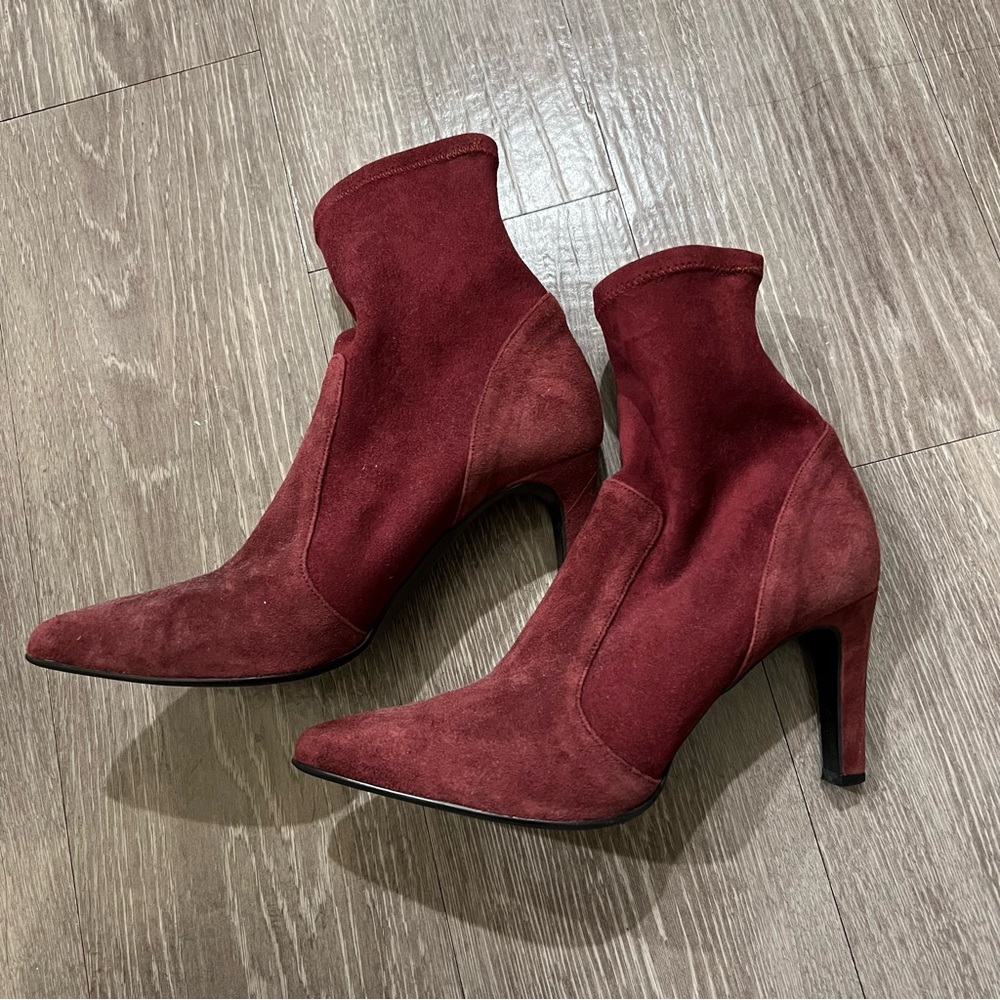 Ankle-high heeled boots